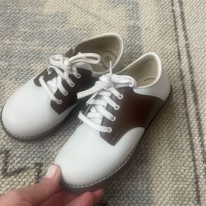 Euc footmates saddle shoes